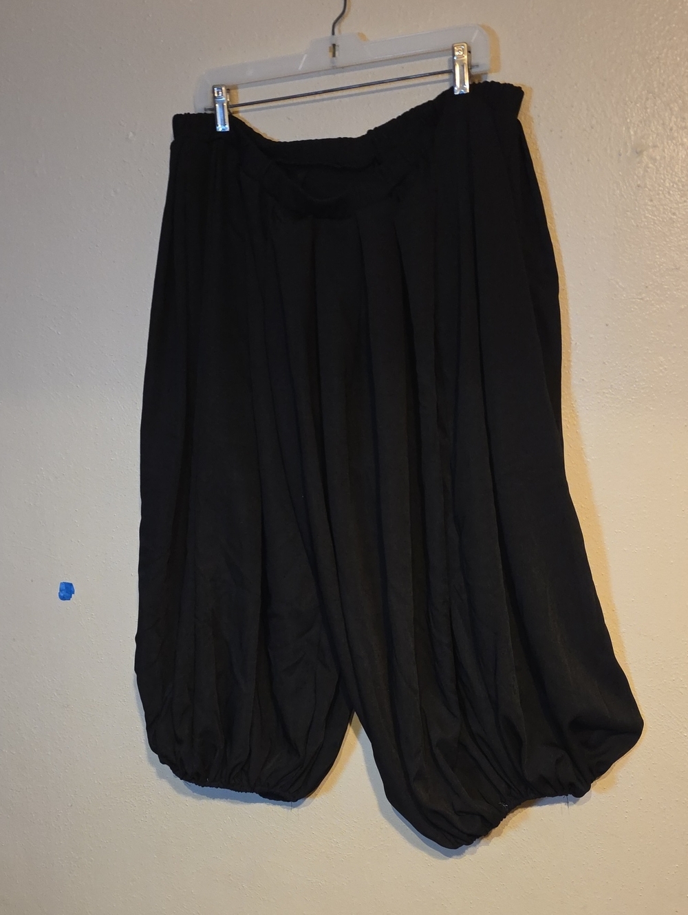 Huge Men's Black Harem MC Hammer Pants - Comfortable Casual Wear